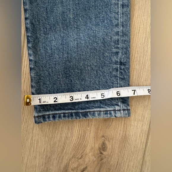 Madewell Woman’s Straight Blue Jeans 👖 - Picture 4 of 11